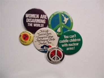 Image: Nuclear-free badges