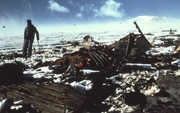 Image: Crash site on Mt Erebus