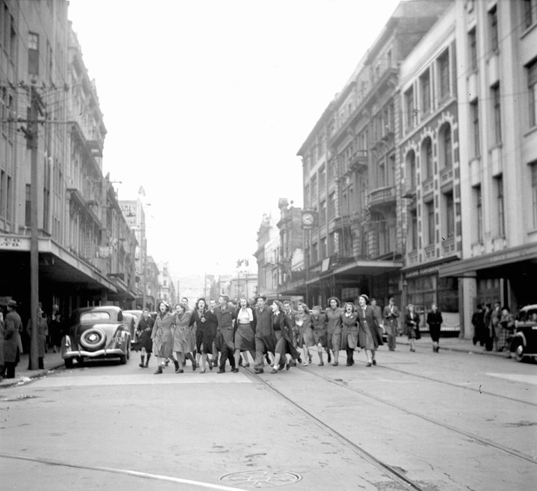 Image: VJ Day street celebrations in Wellington