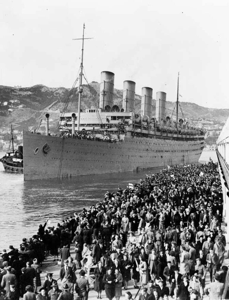 Image: Troopship Aquitania