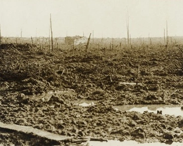 Image: Battle scene near Passchendaele