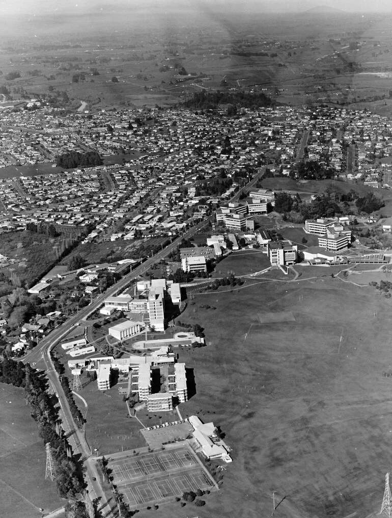 Image: The Sports Centre and Teachers' College