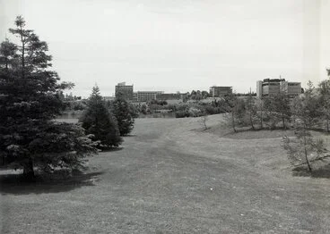 Image: Campus grounds, 1977