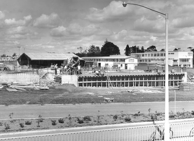 Image: B Block under construction