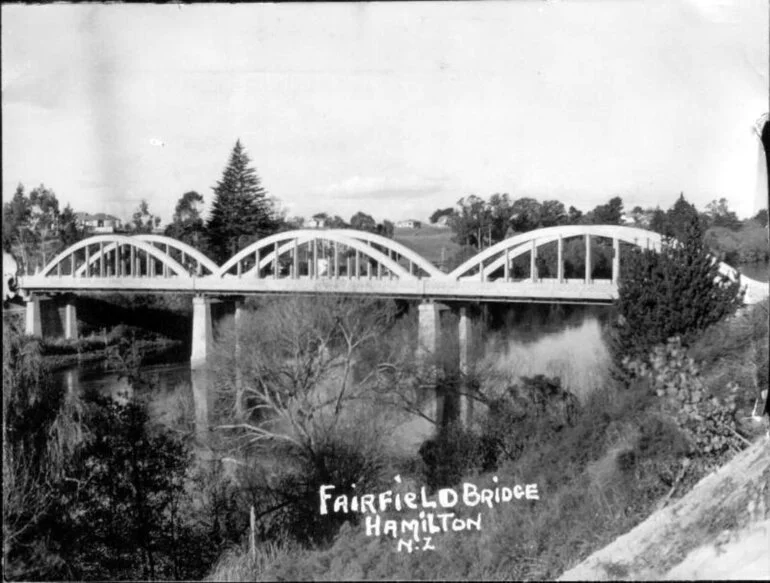 Image: Fairfield Bridge Hamilton