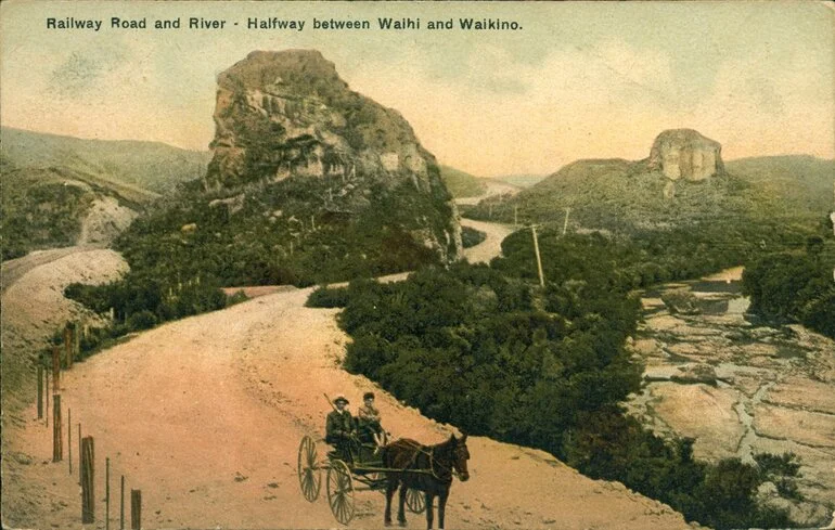 Image: Railway road and River - Halfway between Waihi and Waikino.