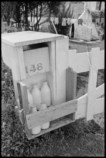 Image: Temptation for thieves flat. Milk bottles