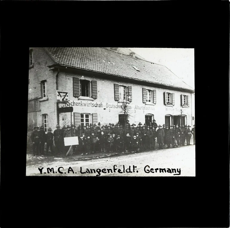 Image: Soldiers outside YMCA canteen, Langenfeldt, Germany