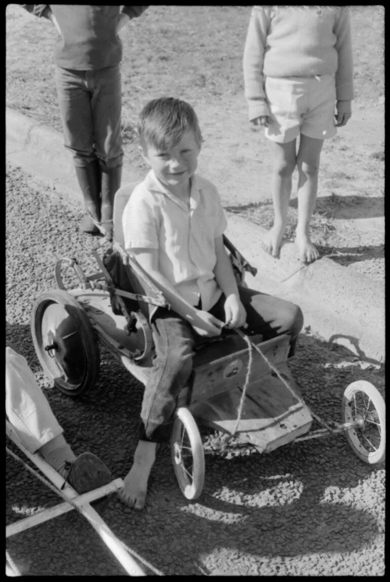 Image: Greerton Speedsters: Orange Festival trolley derby