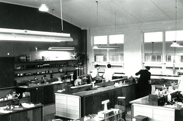 Image: Pharmacy Laboratory in the Old Dental School Annexe