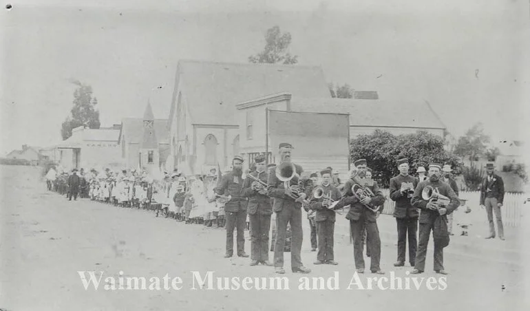 Image: Wesleyan Methodist Sunday School picnic, 1882