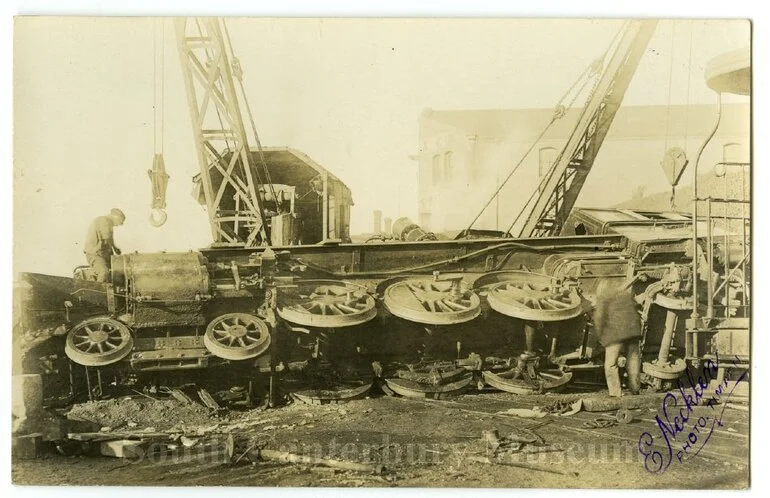 Image: [South Bound Express derailment, Timaru]