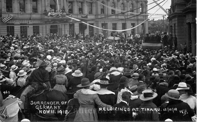 Image: Surrender ofGermany Nov 11 1918: Rejoicings at Timaru 12/10/18
