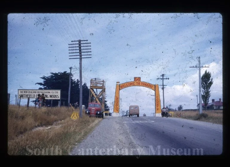 Image: Evans Street arch, Queen Elizabeth II visit, 1954