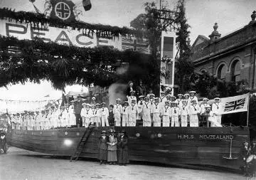 Peace Celebration float in Queen Street Image: Peace Celebration float in Queen Street
