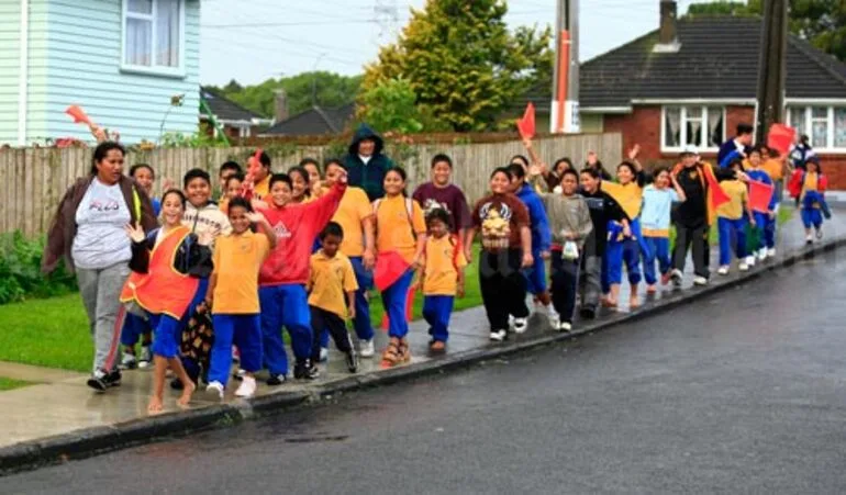 Image: Walking school bus, 2007