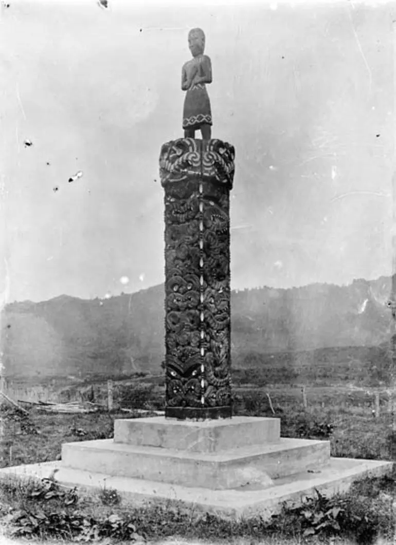 Image: Monument to flu victims