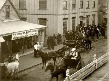 Voting in New Plymouth, 1893 Image: Voting in New Plymouth, 1893