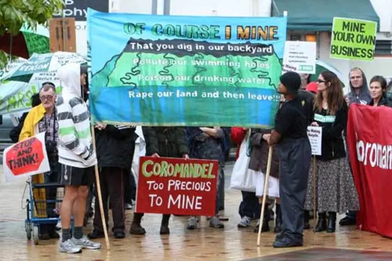 Image: Mining protest