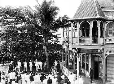 Image: Raising the Union Jack in Samoa