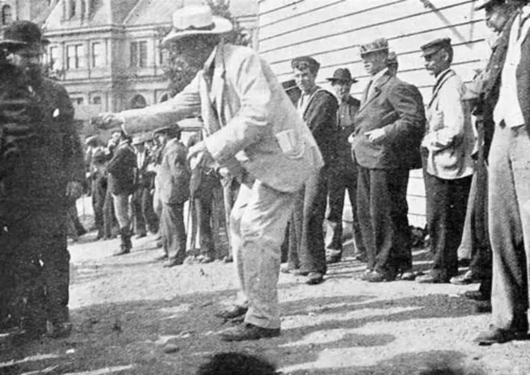 Image: Election-day campaigning, 1899