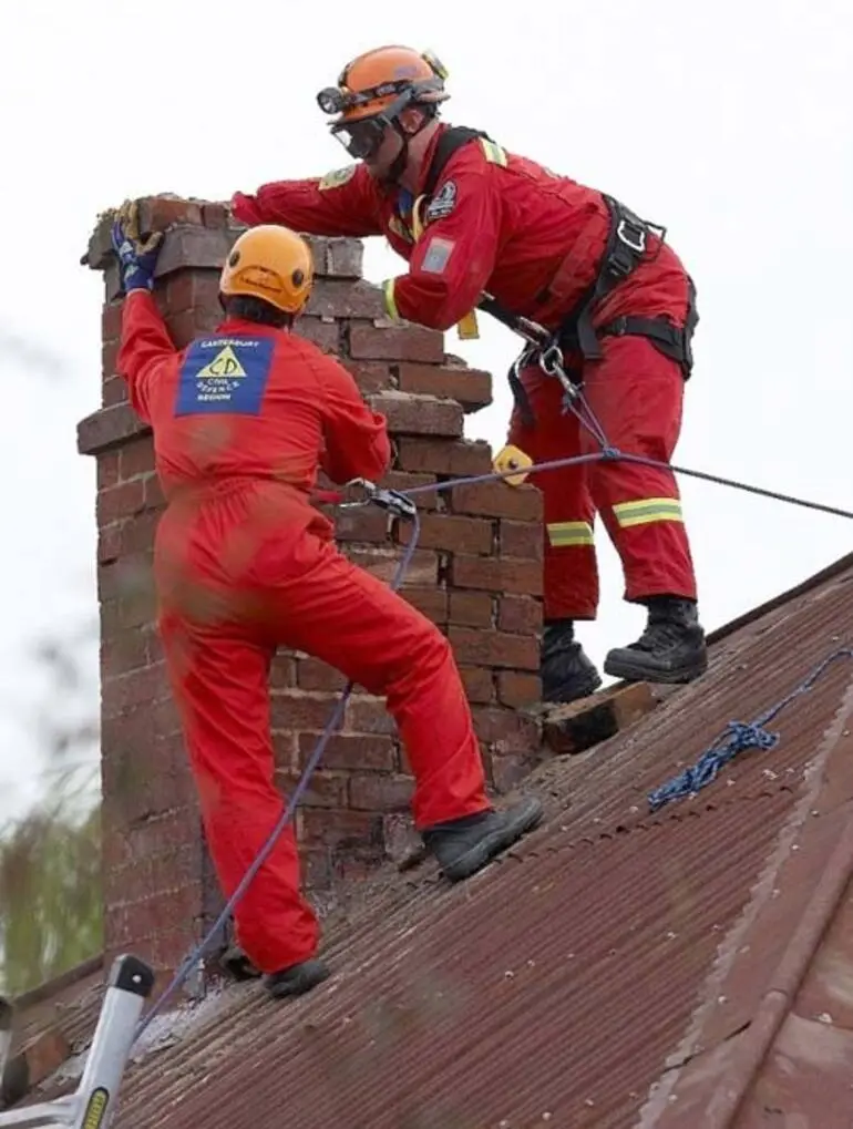Image: Stabilising a chimney