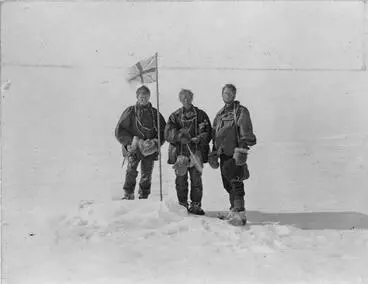 Searching for the magnetic pole Image: Searching for the magnetic pole