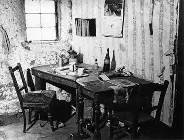 Image: Interior of Roxburgh miner's cottage