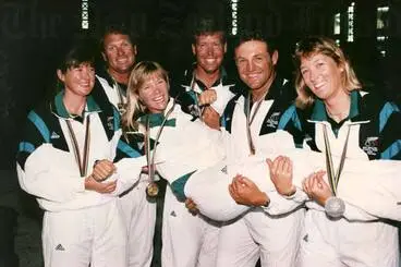 Image: New Zealand sailing medallists, Barcelona, 1992