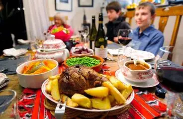 Image: A family roast dinner, 2011