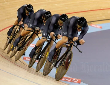 Image: Men's pursuit team at London Olympics, 2012