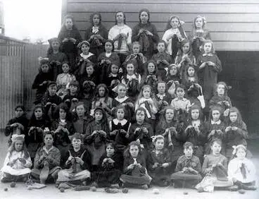 Image: Schoolgirls knitting for the war, 1917