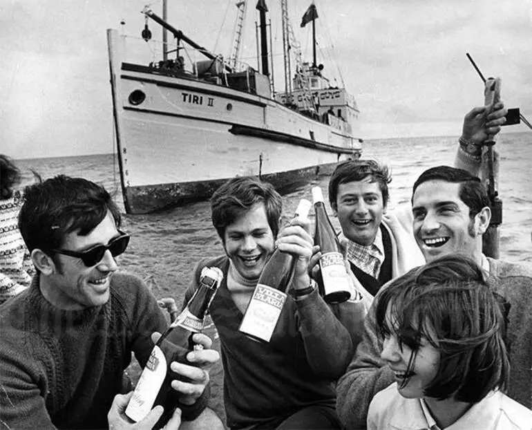 Image: Celebrating the last seaborne Radio Hauraki broadcast, 1970