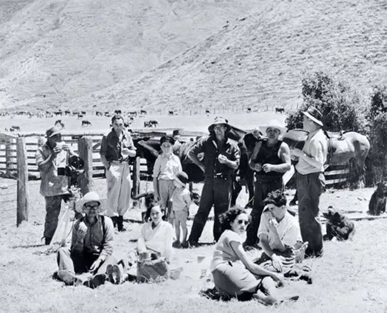 Image: Broken Barrier cast and crew, Māhia Peninsula