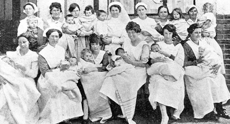 Image: Children affected by the influenza pandemic, 1918