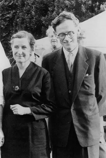 Blackwood and Janet Paul Image: Blackwood and Janet Paul