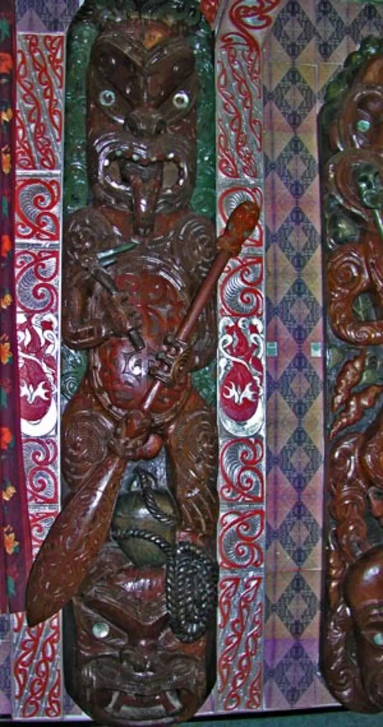 Image: Carving of Pāoa