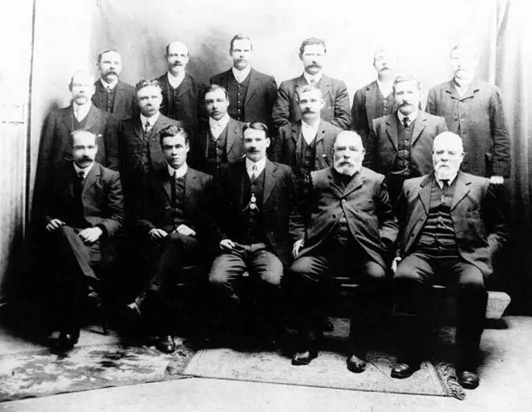 Image: Miners’ Federation meeting, 1908