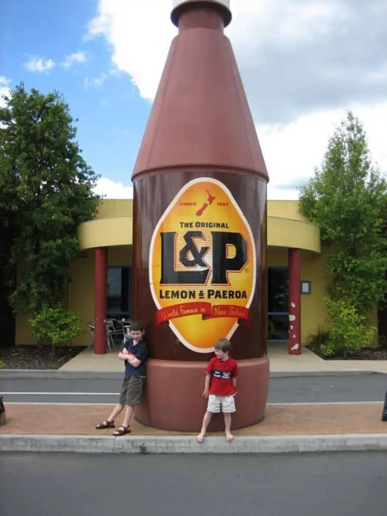 Image: Lemon and Paeroa bottle