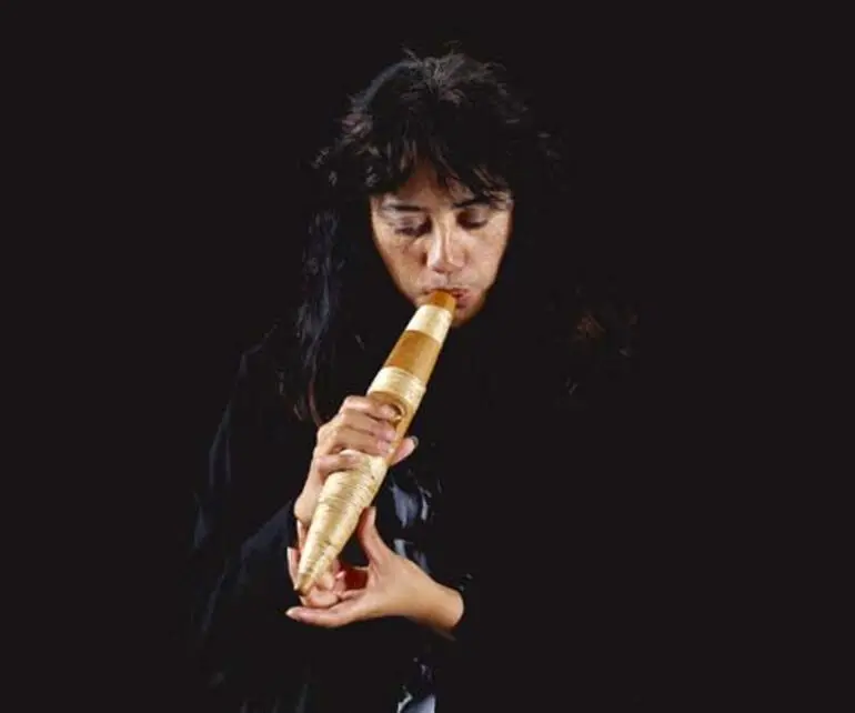 Image: Playing the pūtorino