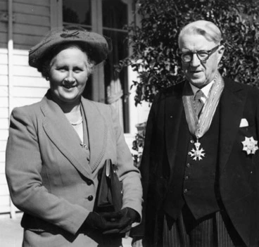 Image: Mary Victoria Cracroft Grigg and William John Polson, 1952