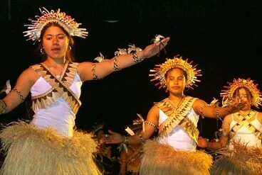 Image: Kiribati dancers