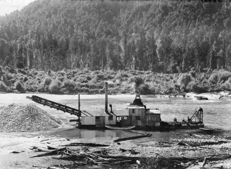 Image: Gold dredge on the Buller River