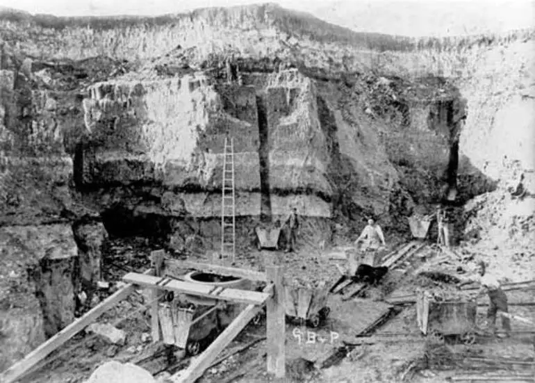 Image: Brick-making