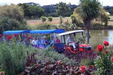 Image: Auckland Botanical Gardens