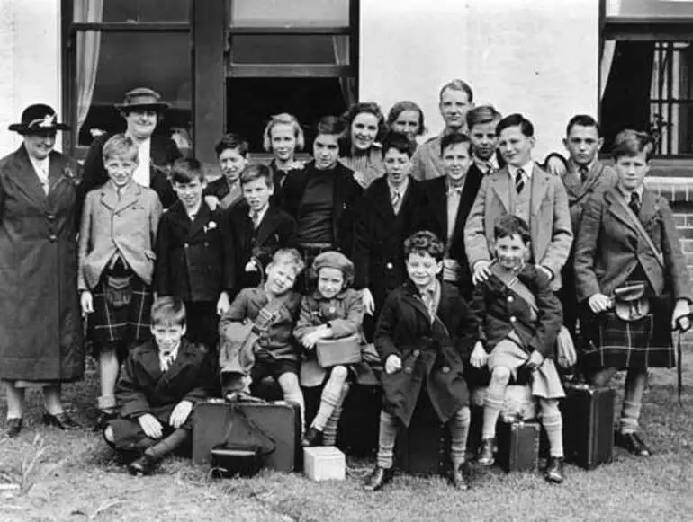 Image: Child migrants, Wellington