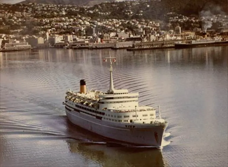 Image: The ocean liner Southern Cross