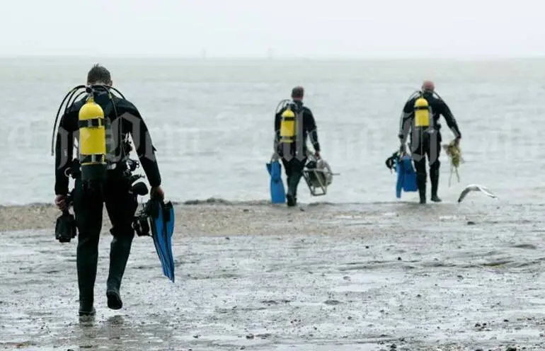 Image: Police and military diving