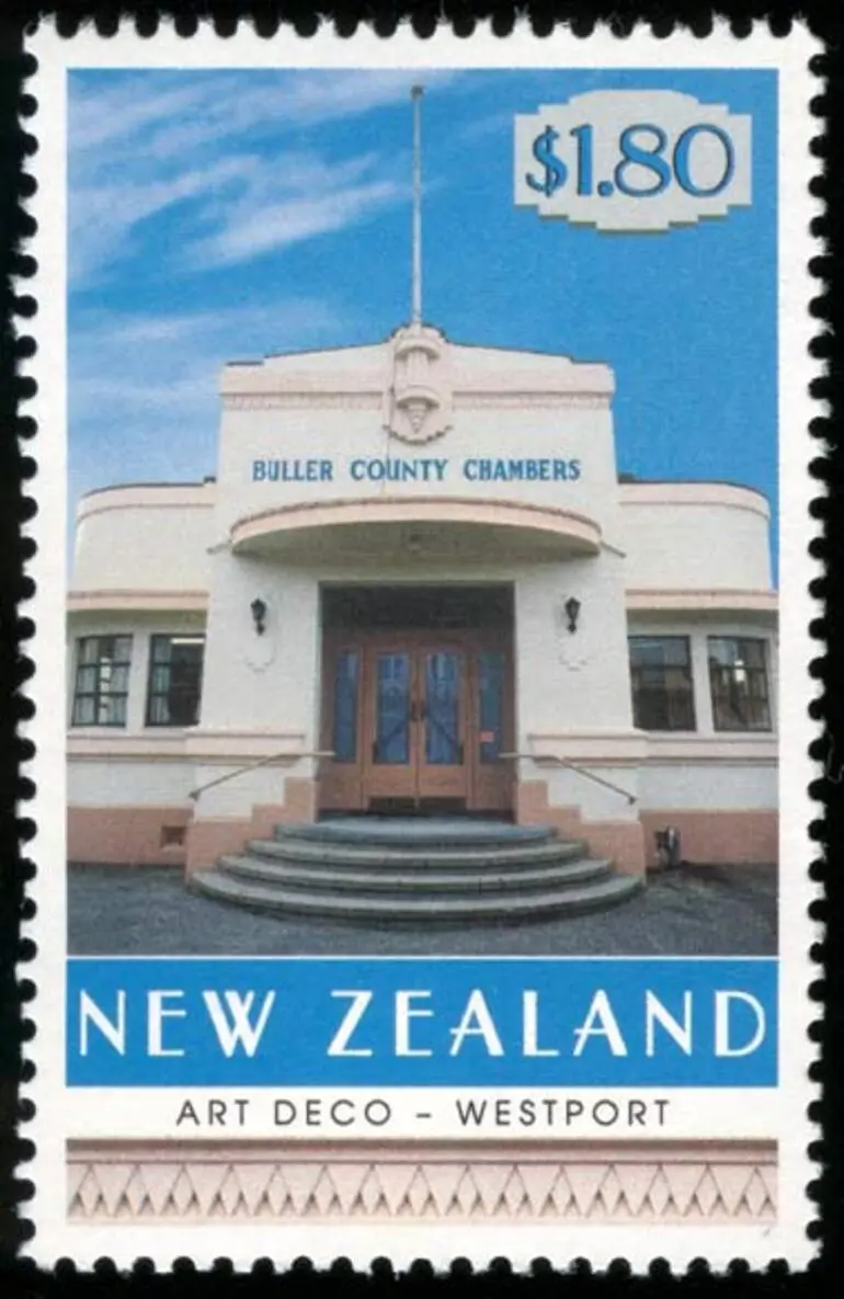 Image: Art deco in Westport