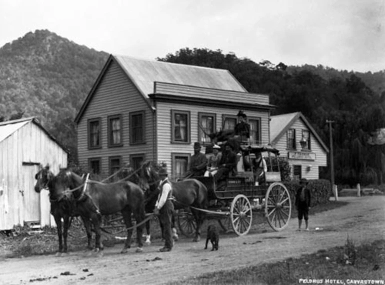 Image: Letter from Wiremu Kīngi Te Rangitāke